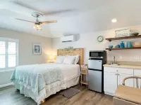 Super Sweet Studio Steps To The Beach! フォーリー・ビーチのホテル
