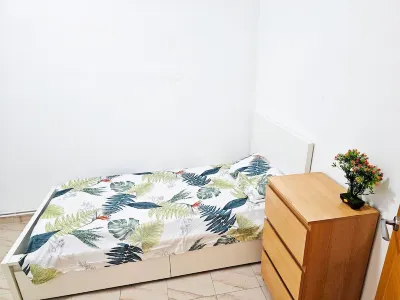 3 Bedroom Luxury Apartment For Families in Barcelona Hotels near Parc de Turo Caritg
