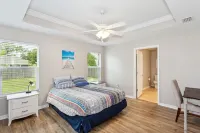 centrally located house only a short drive from beautiful Alabama gulf coast