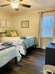 5 mins to Cedar Point & Sports Force Hotels near SplasH2O