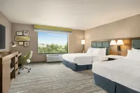 Hampton Inn & Suites Tacoma/Puyallup فنادق في بويالوب