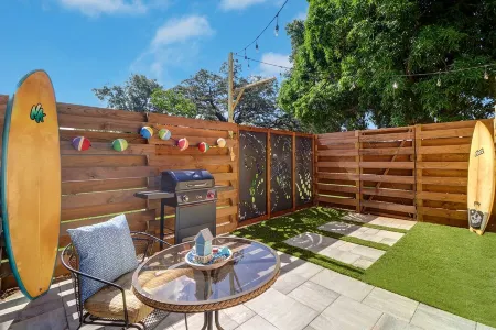 Private Surf Shack Less Than 5 Minutes to Indian Rocks BeachBikes Included!