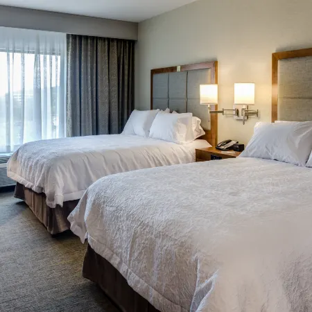 Hampton Inn & Suites Knoxville Papermill Drive