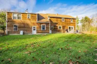 Spacious Home Close to Beaches! 3BR, Dog & Family Friendly, 30 Mins to Portland
