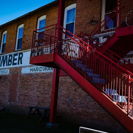 Up North, down South in Brevard, NC - Close to Lumber Arts District and Downtown