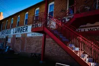 Up North, down South in Brevard, NC - Close to Lumber Arts District and Downtown