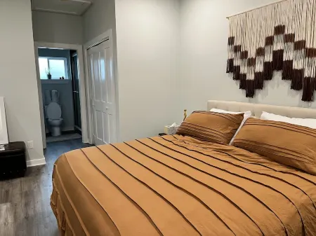 Sparkling New Guest Suite