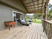 Private Hill Country 1940s Bungalow