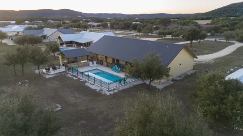 Rustic Riviera•Sleeps 28w/5bdrm•OptHeatedPool•PingPong•FREE FrioAccess@ConcanVIP