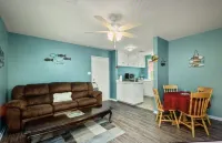 Tejas Waterfront Apartment on Lake Sam Rayburn