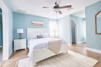 Beach House Bliss - Cape MayCoastal retreat w/space for multiple families!