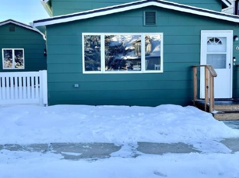 Enjoy time away in Red Lodge, Montana! 3 king beds and a great hot tub.