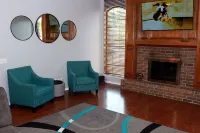 Modern and stylish 3 bedroom with large layout floor plan Hotels in Lawton