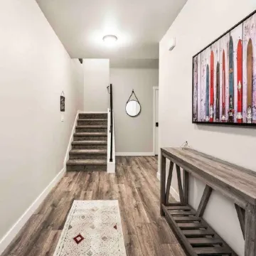 Adventure Awaits w/Private Hot Tub