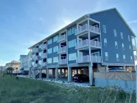 Oceanfront 3Br+2Bath, Balcony, Pool, W+D Hotels near Beach Bookshop & Video