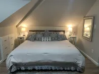 Beautiful Private Spacious Suite Downtown Franklin