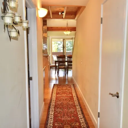 Private Top Corner Condo - 5 Mins to Grand Teton Nat'l Park- Deck, BBQ & Views!