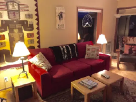 Great Family Condo - 2 Minute Walk to Chair Lifts!