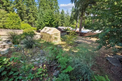 Charming 2-bedroom house in wonderful Burien with 500mbps  speed WiFi, Hotel a 