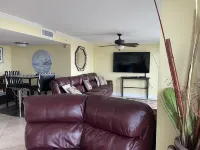 3/4bd 3Ba 1st&2 Fl  Townhouse sleeps10 w/ Dolphin Views ,Boating, Tennis,Fishing