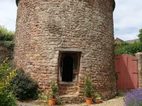 Beautifully Restored 2 Bedroom, Pet Friendly Cottage, Ideal for Exploring Exmoor Hotéis em Dunster
