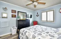 Beachfront Oceanside Condo. Incredible view: Channel Marker