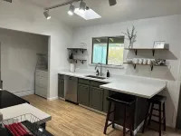 Family Friendly 4 Bedroom House in Perfect Prescott with AC, WiFi