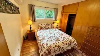 Sweet 3 Bedroom, Walk to Main St!