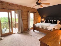 Cozy Cabin Retreat w/ Private Hot Tub NEAR SLOPES