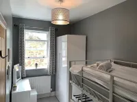 Skippers Retreat (with free doorstep parking) Hotels in North Berwick