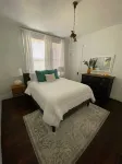 Historic Flat - 2 minutes from Cincinnati - balcony