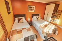 Excellent ground floor 2 Bed apt overlooking golf course with private parking.