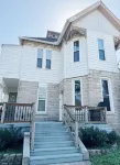 Downtown EVV Studio / Chandler C