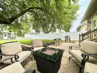 So Close You Can Almost Smell The Chocolate! Hotels in Palmyra