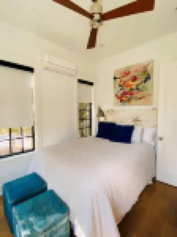 Ten minutes to Beach & Town: Contemporary Living in Historic Old Village