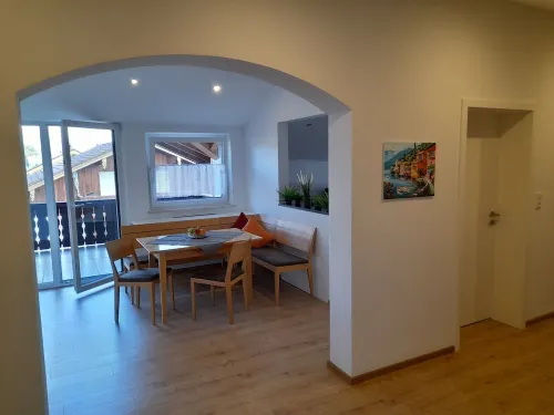 Spacious and family-friendly vacation apartment (pet-friendly) Hotels in Ainring