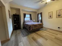 River Valley Cabin Hotels in Allamakee County