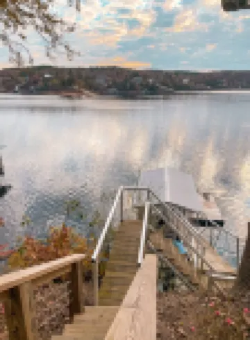 Cozy Cabin on the Bluff with the best view on Lewis Smith Lake
