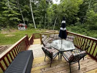 Family House On Highland Lake with Dock Hotel a Winchester