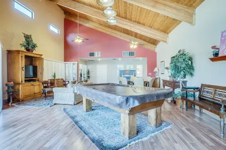 NEW Completely Renovated Sabino Canyon Condo