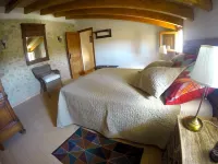 Idyllic vacation home with pool Các khách sạn ở Es Capdella