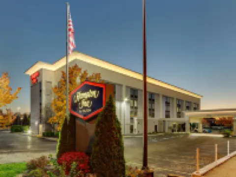 Hampton Inn Springfield Hotels in Springfield