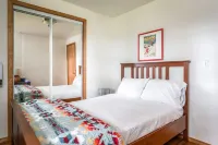 The Alder Lodge - Hot Tub, Shuffleboard, Air Hockey, BBQ, Dogs-ok