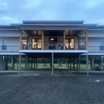 ON THE ROCKS is the place to be!!! A new spacious cabin & fully stocked!
