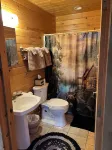 EAGLE LODGE - River Retreat - amazing views of the East Fork of the Chippewa Rvr