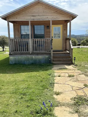 SilverDollar Winery Yellow Rose