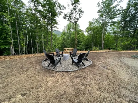 Ledges at Attitash, EV Charger, Sports Club Access Отели рядом с достопримечательностью «Аттиташ Маунтин Резорт»