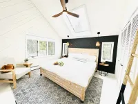 Berkshire Ski House on Lake Garfield w/HT By Great Barrington