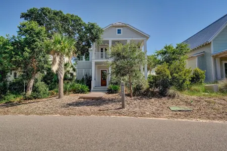 Custom, prestigious Southern Living Home on BHI!