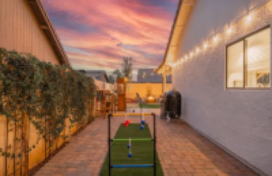 Family Friendly 4Br Retreat w/ Heated Pool, Fire Pit – Near Downtown Gilbert